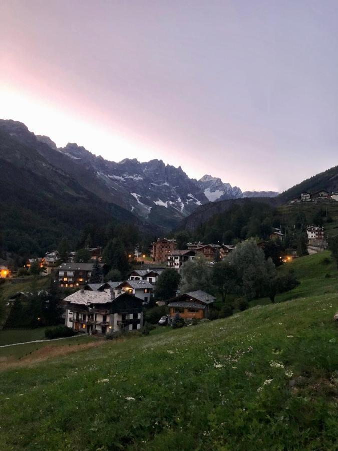 Apartmán Il Piccolo Rifugio - Casa Valtournenche Exteriér fotografie